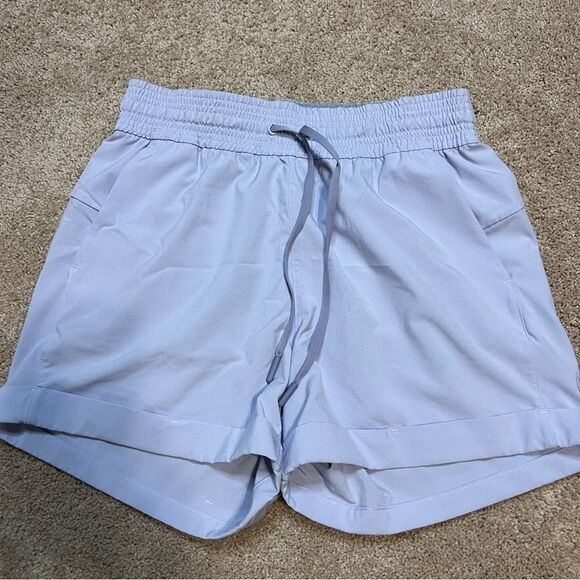 Women’s Lululemon Spring Break Away Shorts Size 4 - Picture 8 of 9